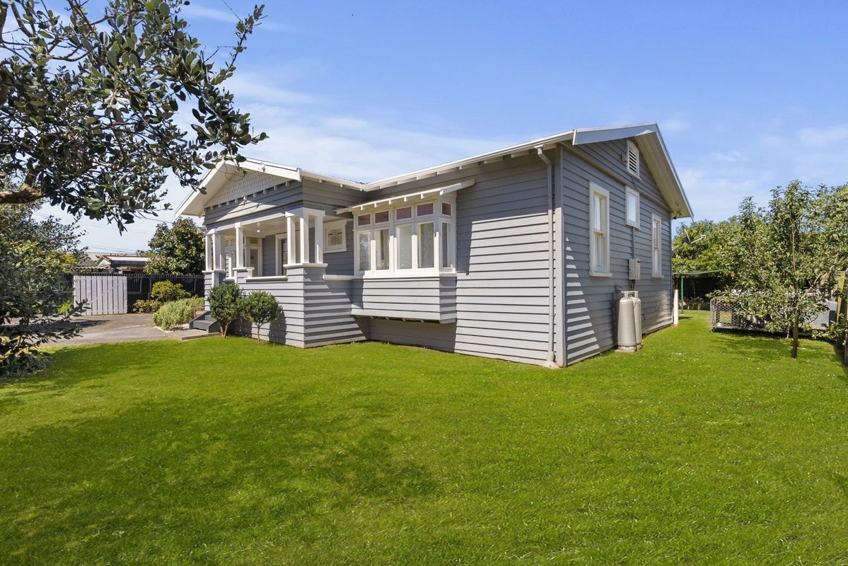 83 Church Street, Otahuhu, Auckland - Carousel 1
