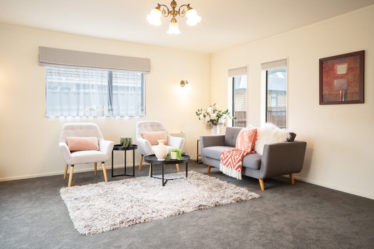13A Hinau Street, Tawa, Wellington - Carousel 2