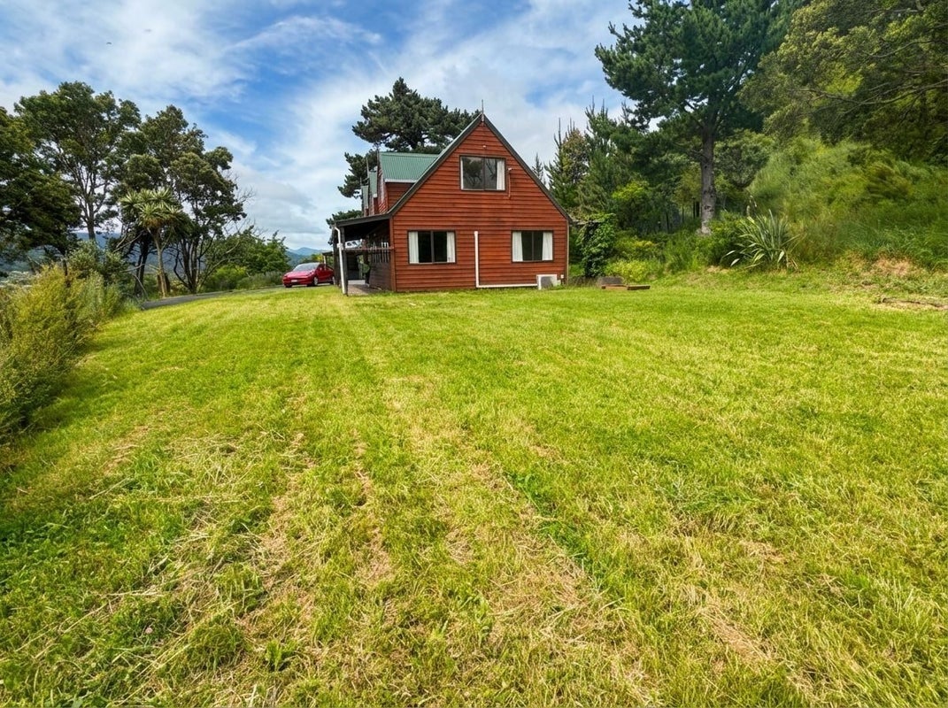 3 Hastings Grove, Wainuiomata, Lower Hutt - Carousel 20