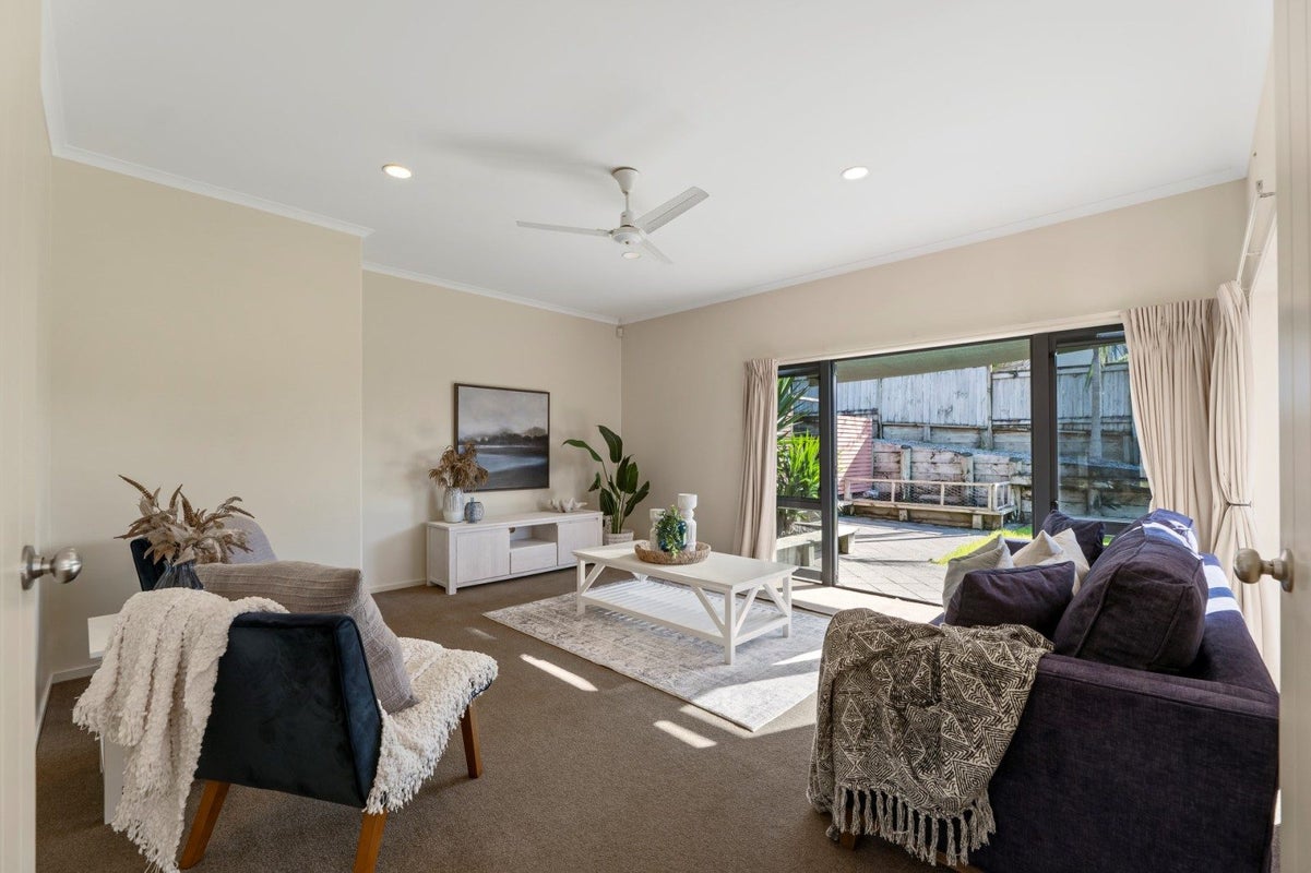 11 Hawk Place, Welcome Bay, Tauranga - Carousel 2