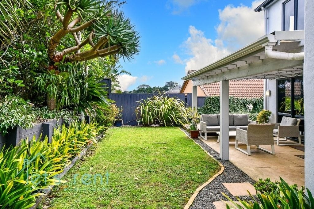 62 Mt Lebanon Crescent, The Gardens, Auckland - Carousel 2