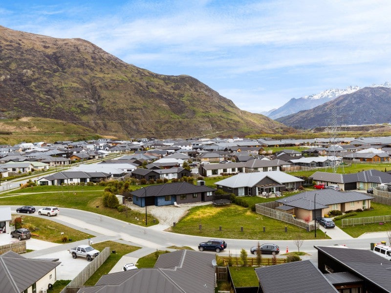 34 Woodstock RD, Lower Shotover, QUEENSTOWN - Carousel 26