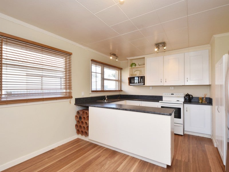16 Herriot Street, Richmond, Invercargill - Carousel 2