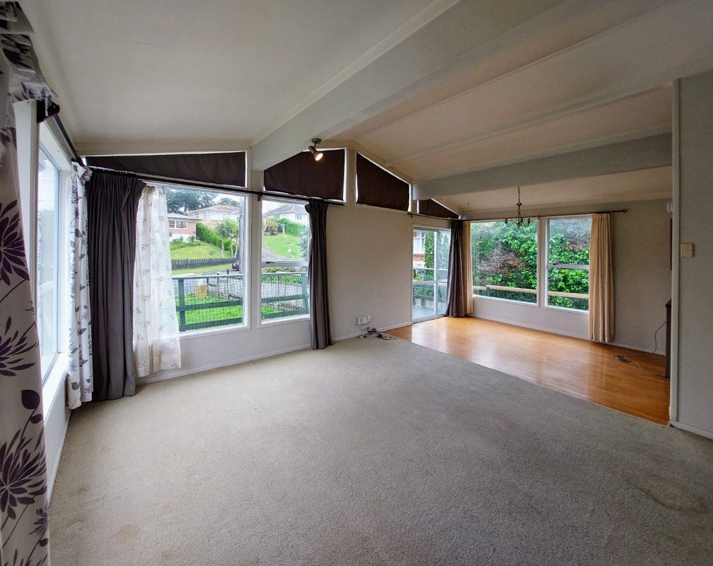 35 Angelo Avenue, Howick, Auckland - Carousel 2
