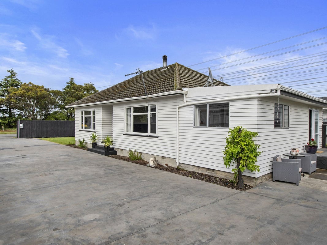 26 Roberts Road, Hei Hei, Christchurch - Carousel 1