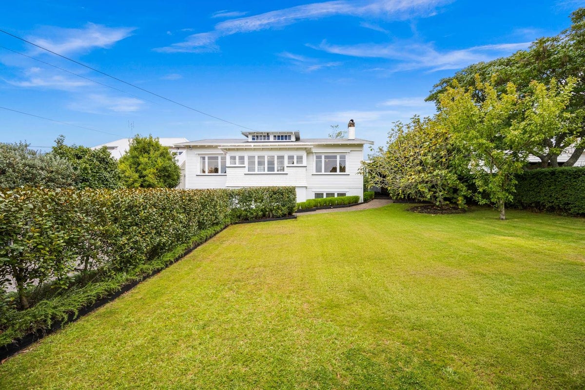 29 Buckley Road, Epsom, Auckland - Carousel 1