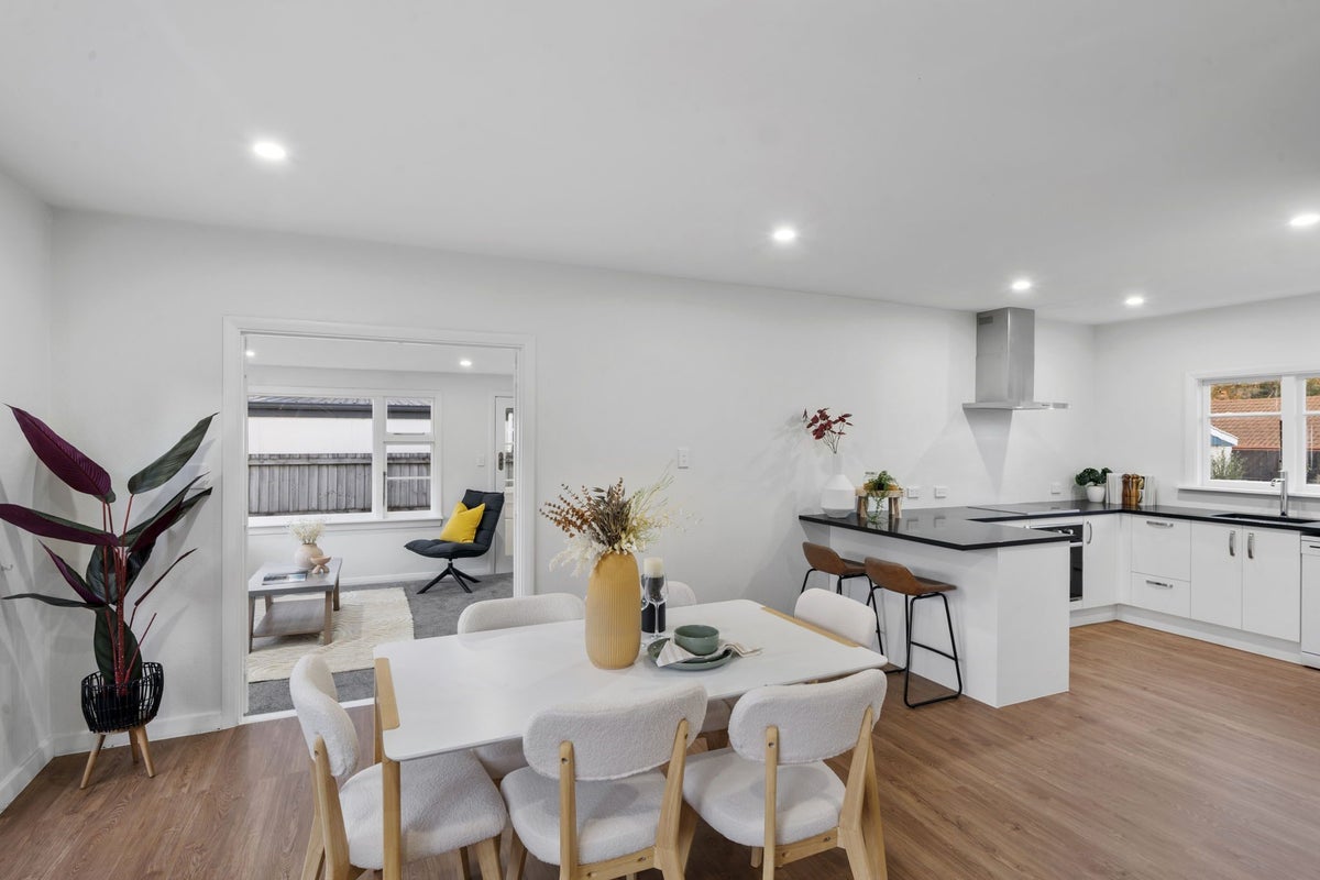 150 Brookside Terrace, Bryndwr, Christchurch - Carousel 2