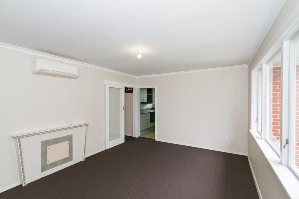 2/5 HINEMOA Street, GRACEFIELD, LOWER HUTT - Carousel 2