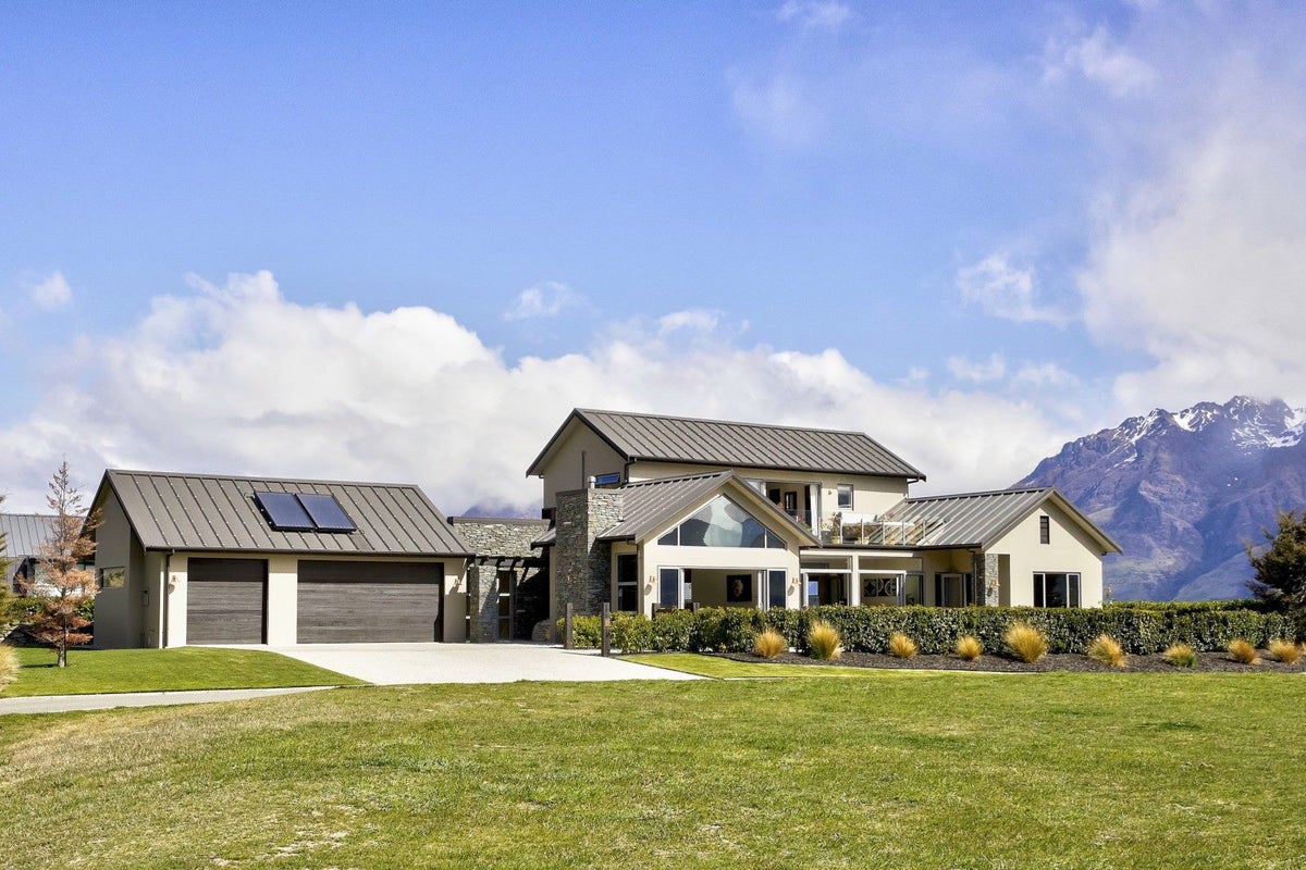 1 Afton LANE, Jacks Point, QUEENSTOWN - Carousel 1