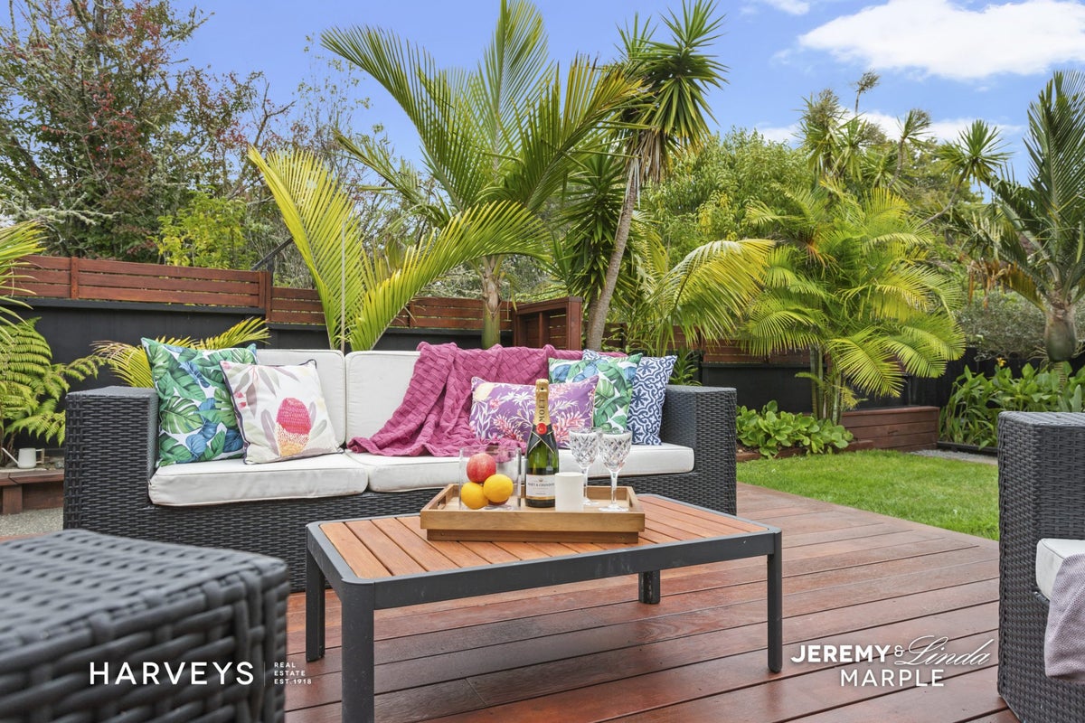 1/19A Woodvale Road, Glen Eden, Auckland - Carousel 2