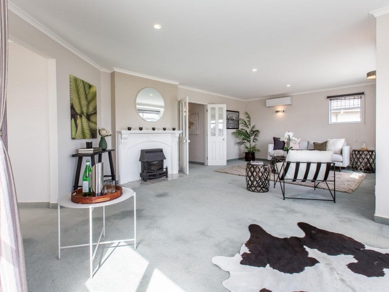 17 Spyglass Lane, Whitby, Porirua - Carousel 2