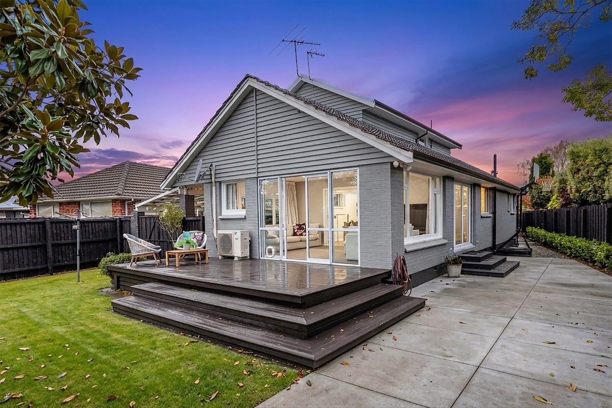 25 Breens Road, Bishopdale, Christchurch - Carousel 1