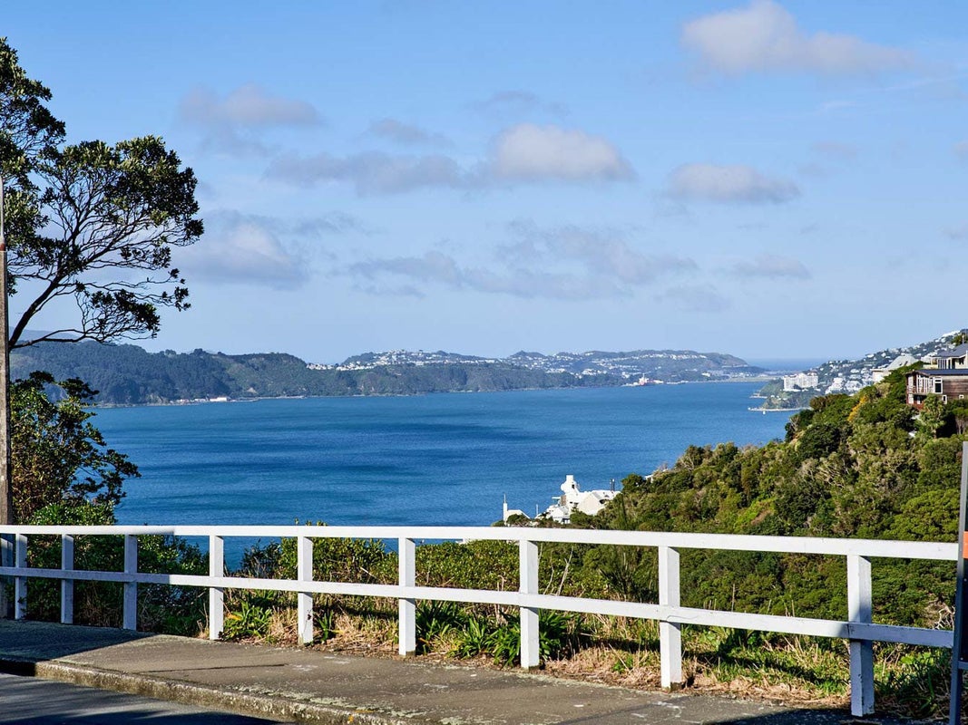 55 Lohia Street, Khandallah, Wellington - Carousel 2