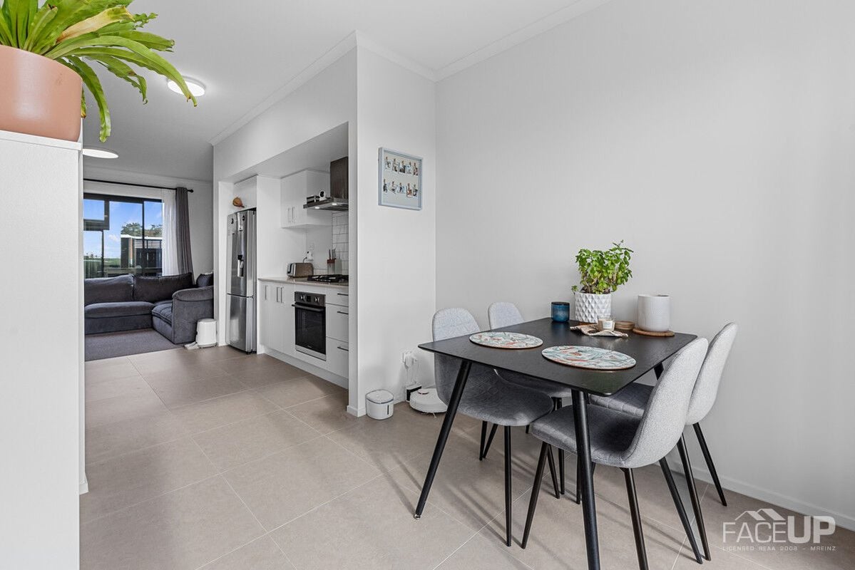 28 Rahopuru Road, Westgate, Auckland - Carousel 2