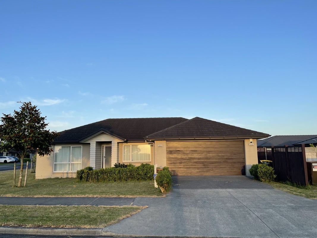 13 Manene Street, Wattle Downs, Auckland - Carousel 1