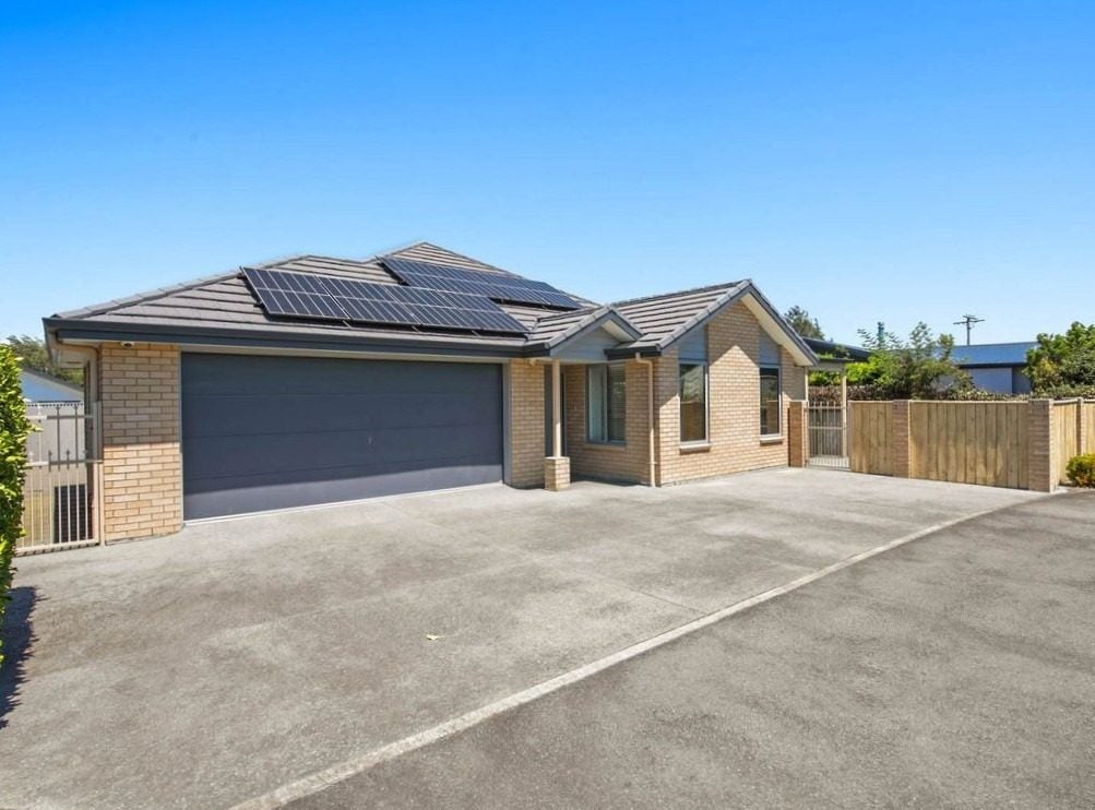 48 Adams Lane, Springlands, Blenheim - Carousel 1