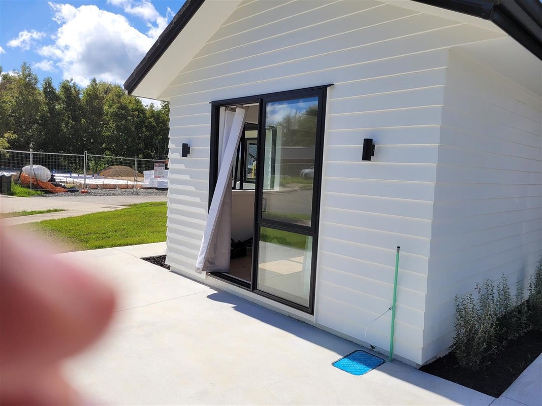1 Munro Oak Lane, Papakura - Carousel 2
