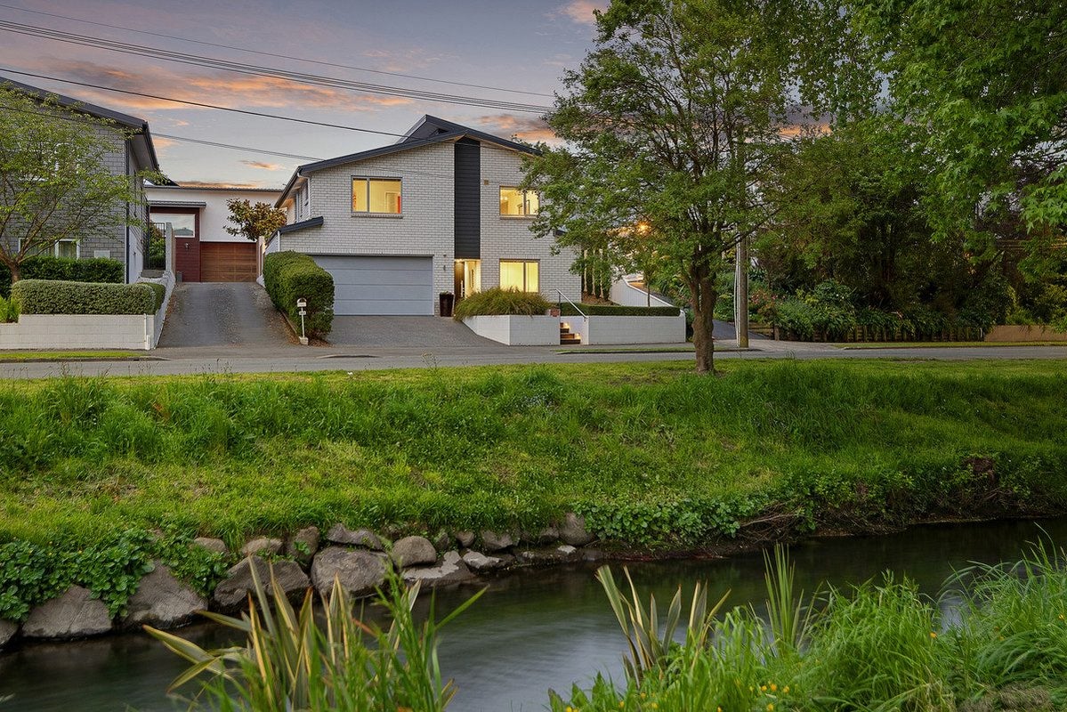 297 Eastern Terrace, Sydenham, Christchurch - Carousel 25