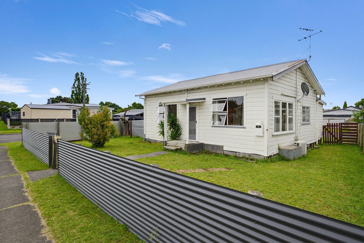 255 Lytton Road, Elgin, Gisborne - Carousel 1