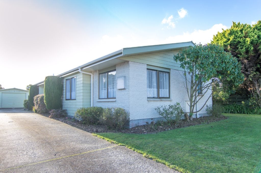 45 Lockhart Avenue, Milson, Palmerston North - Carousel 1
