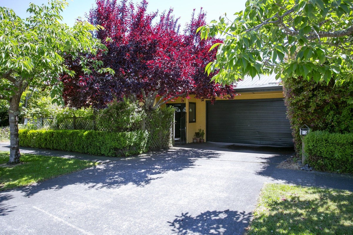1/13 Rainbow Drive, Rainbow Point, Taupo - Carousel 1