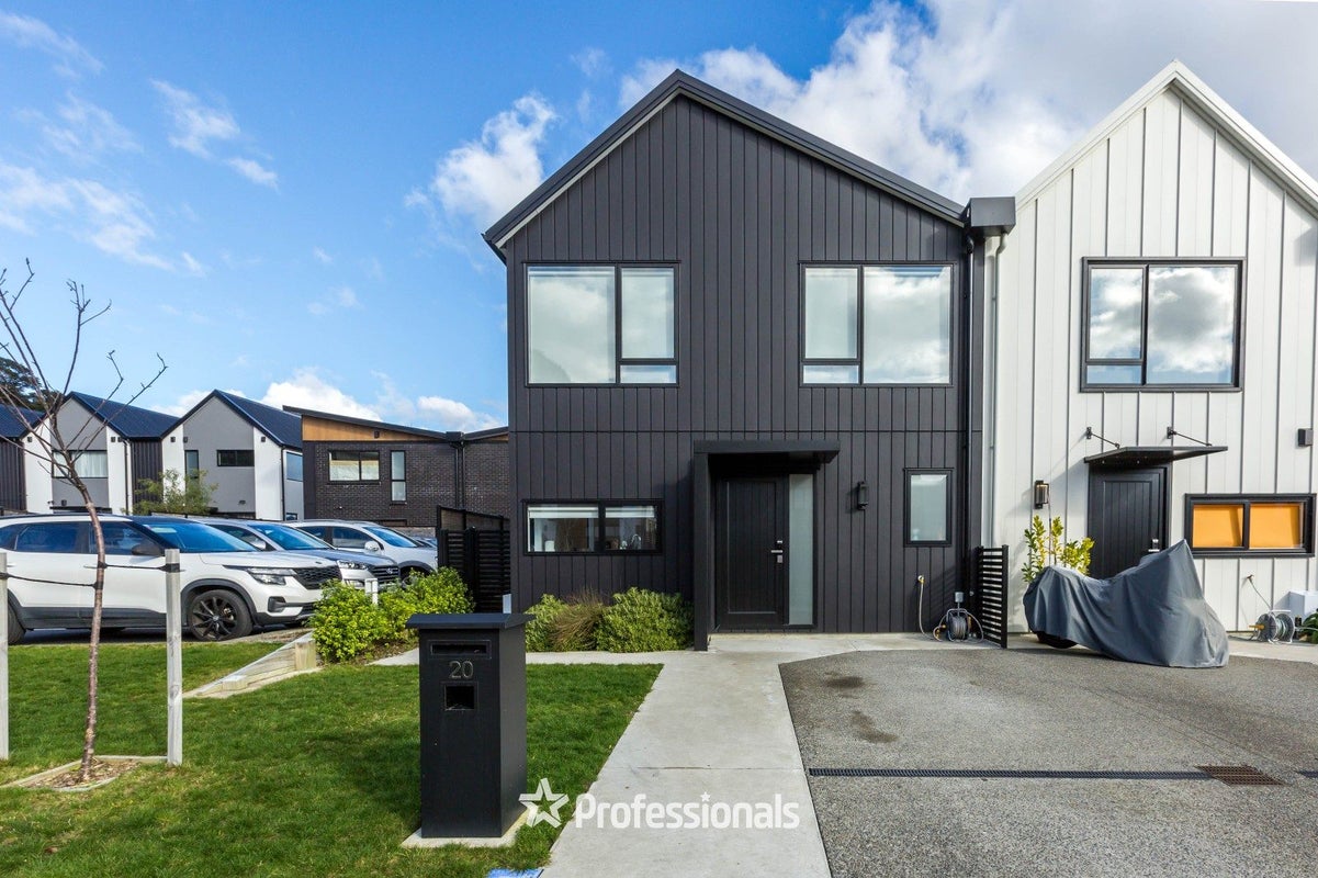 20 Betty Boyes Street, Wallaceville, Upper Hutt - Carousel 2