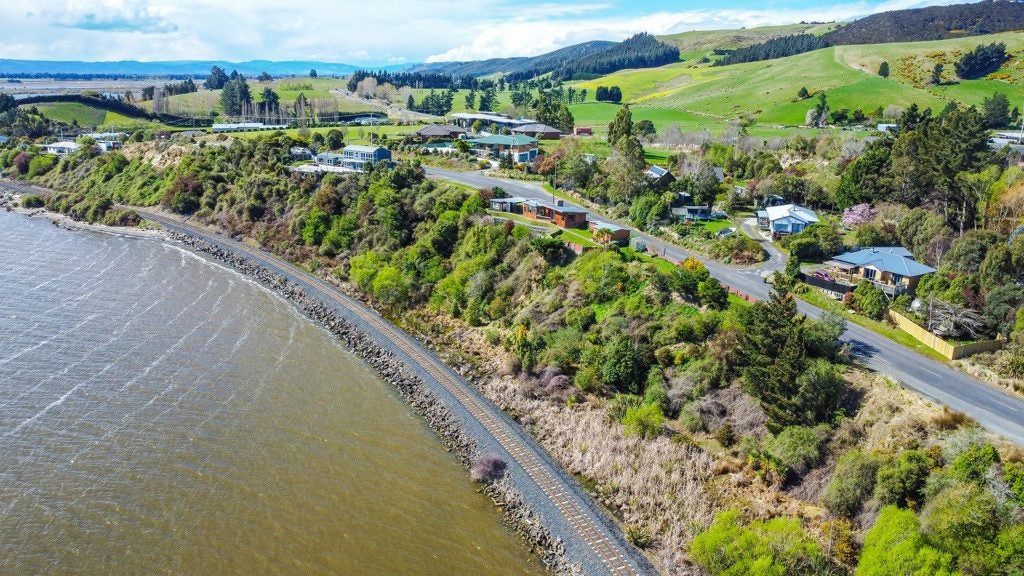 17 Titri Road, Waihola - Carousel 30