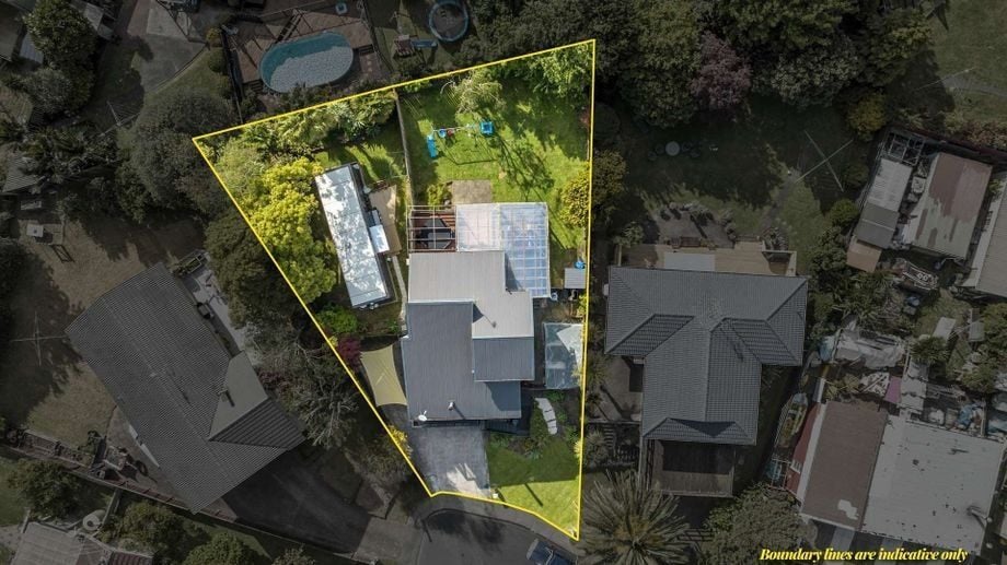 9 Snowden Place, Opaheke, Papakura - Carousel 16