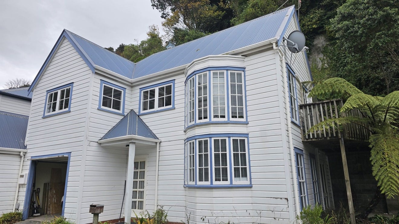 172 Sydney Street West, Thorndon, Wellington - Carousel 1