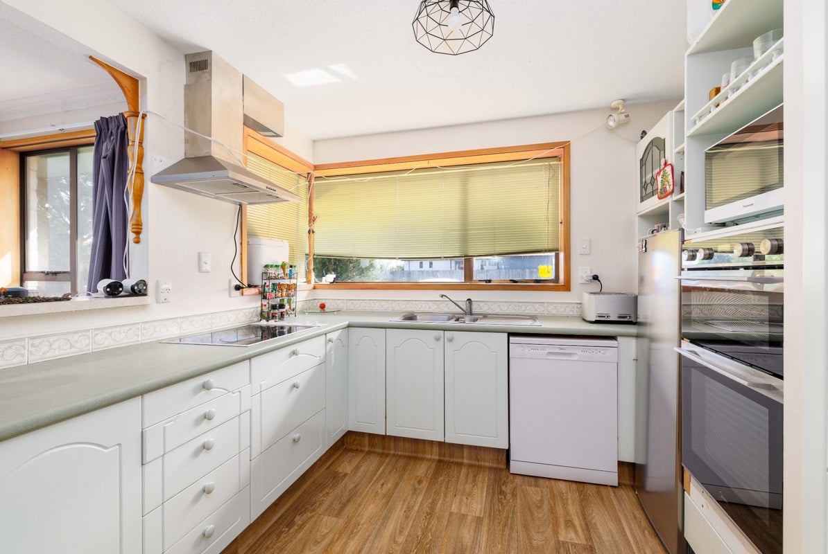 3 Baladin Street, Avondale, Christchurch - Carousel 2