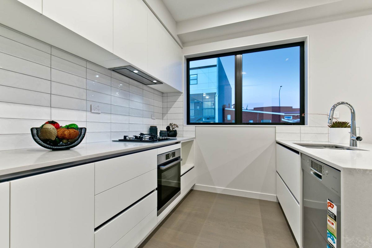 67D Lake Road, Devonport, Auckland - Carousel 2