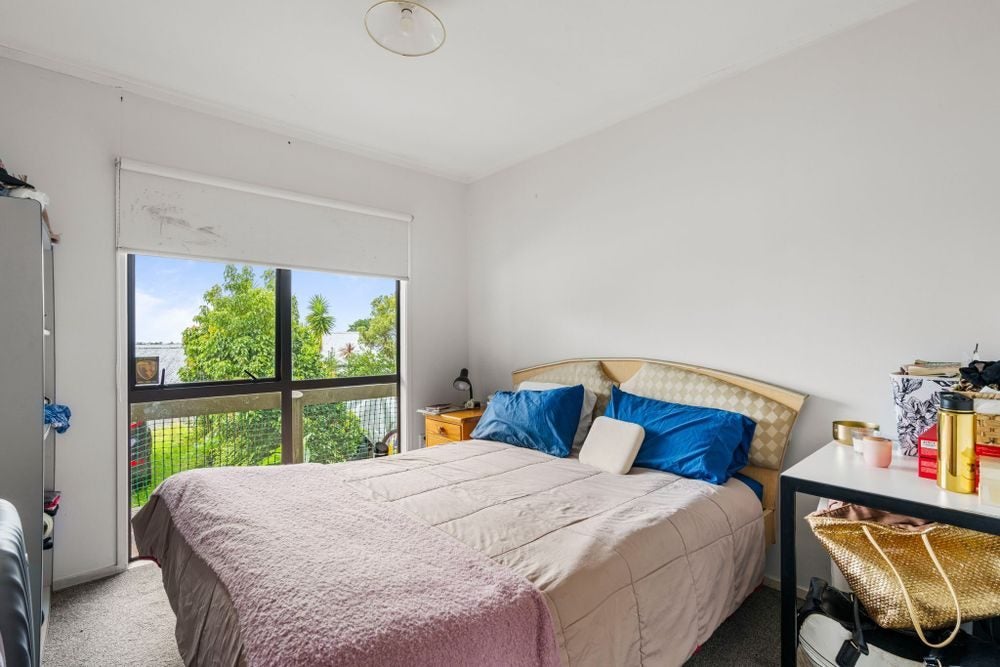 28 Orton Street, Glenfield, Auckland - Carousel 9