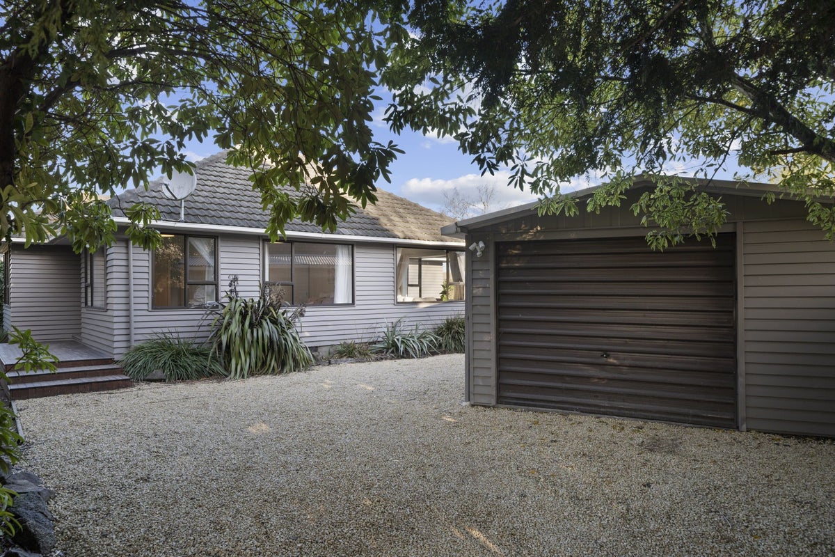 12 Briggs Road, Mairehau, Christchurch - Carousel 1