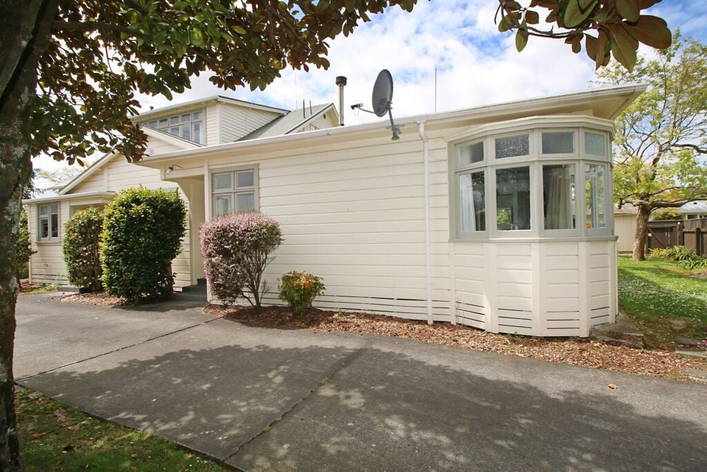 4/7 Terrace Street, Roslyn, Palmerston North - Carousel 1