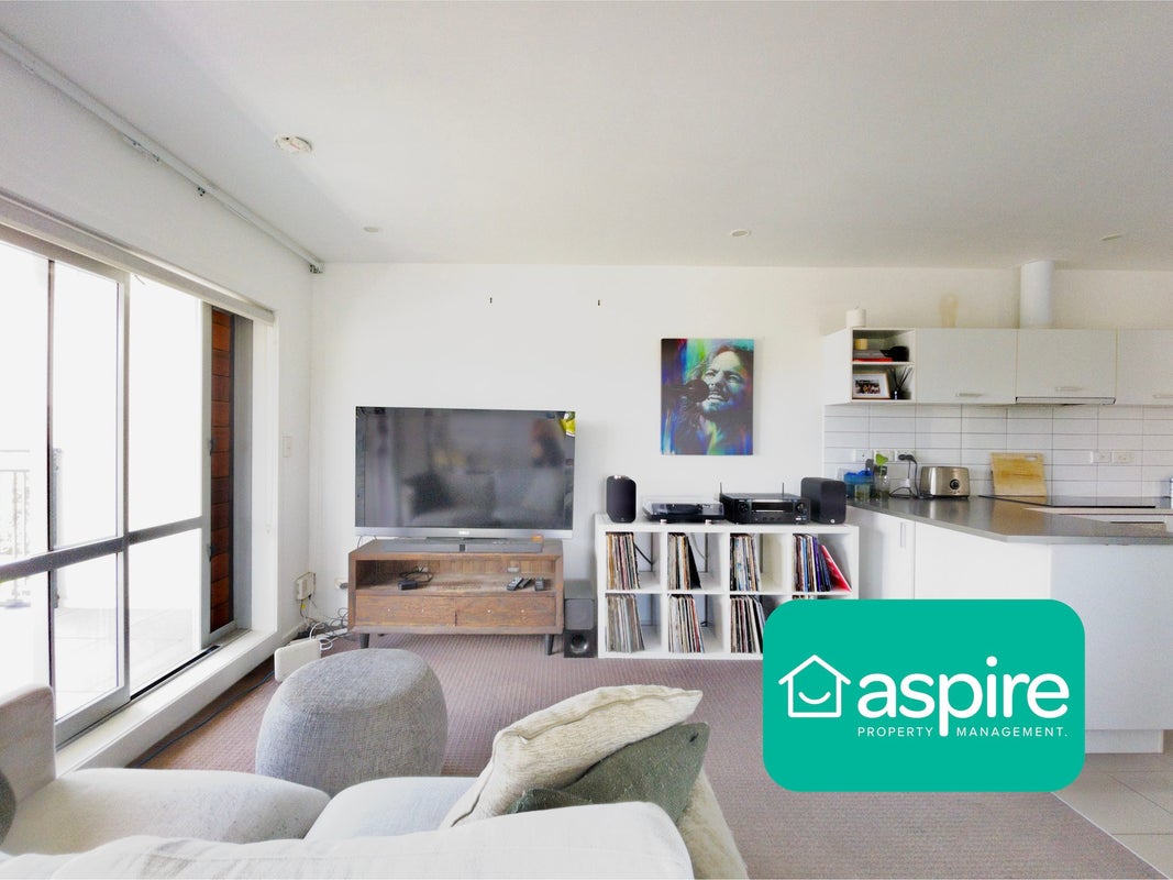 21C/71 Spencer Road, Oteha, Auckland - Carousel 1