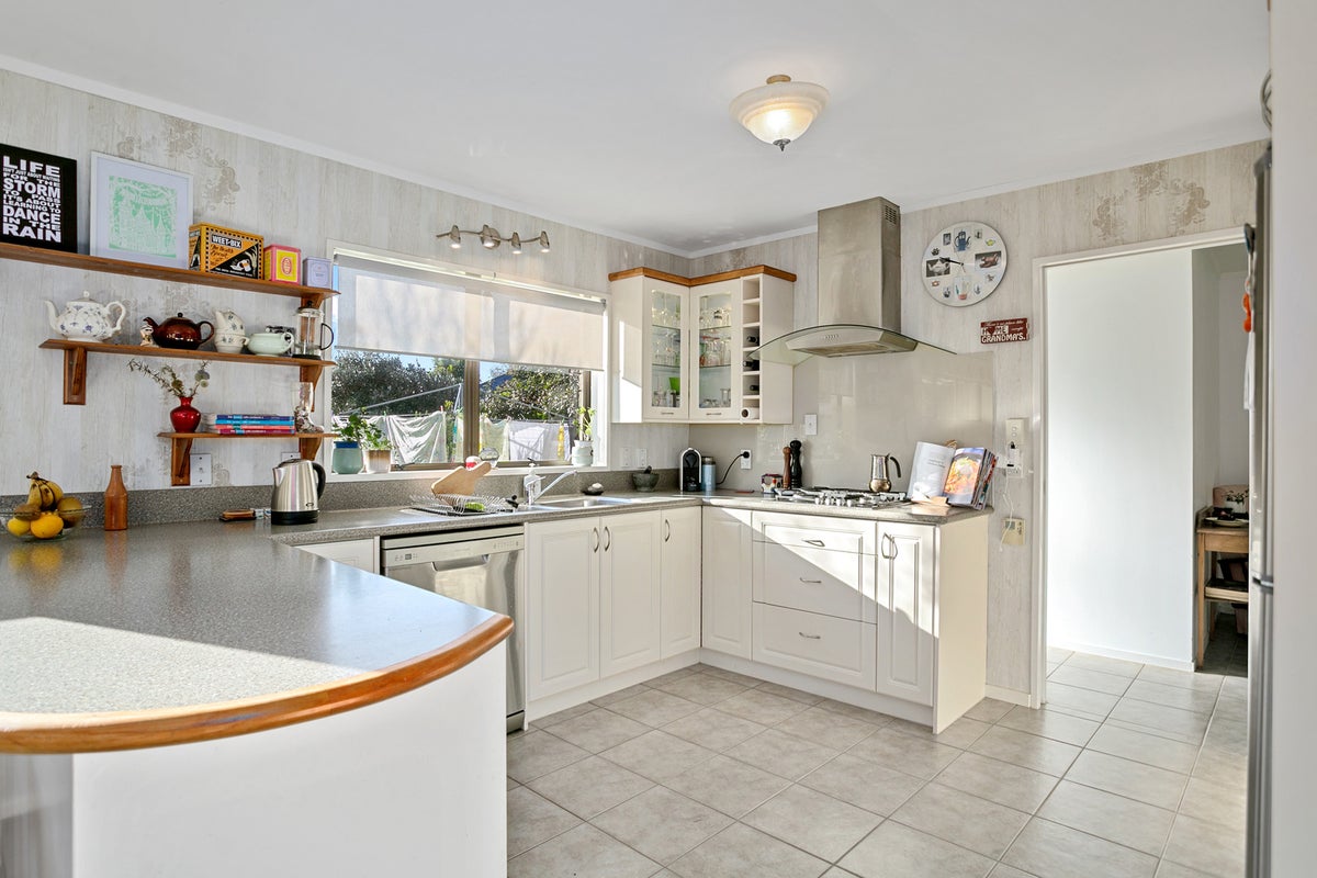 273 Lamb Street, Leamington, Cambridge - Carousel 2
