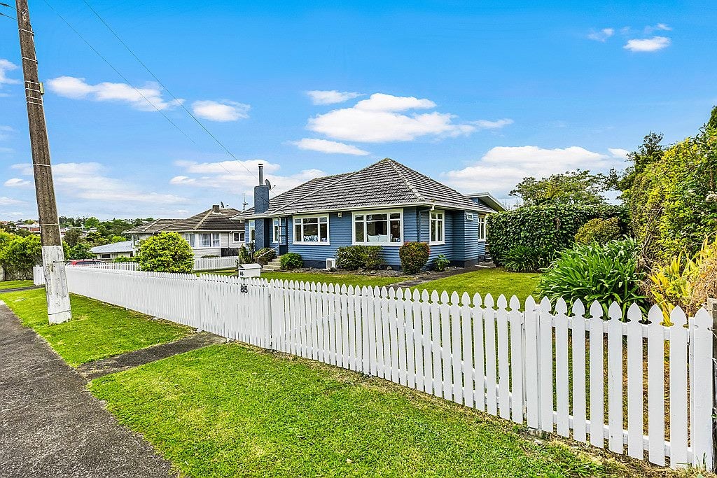 85 Webster Avenue, Mount Roskill, Auckland - Carousel 1