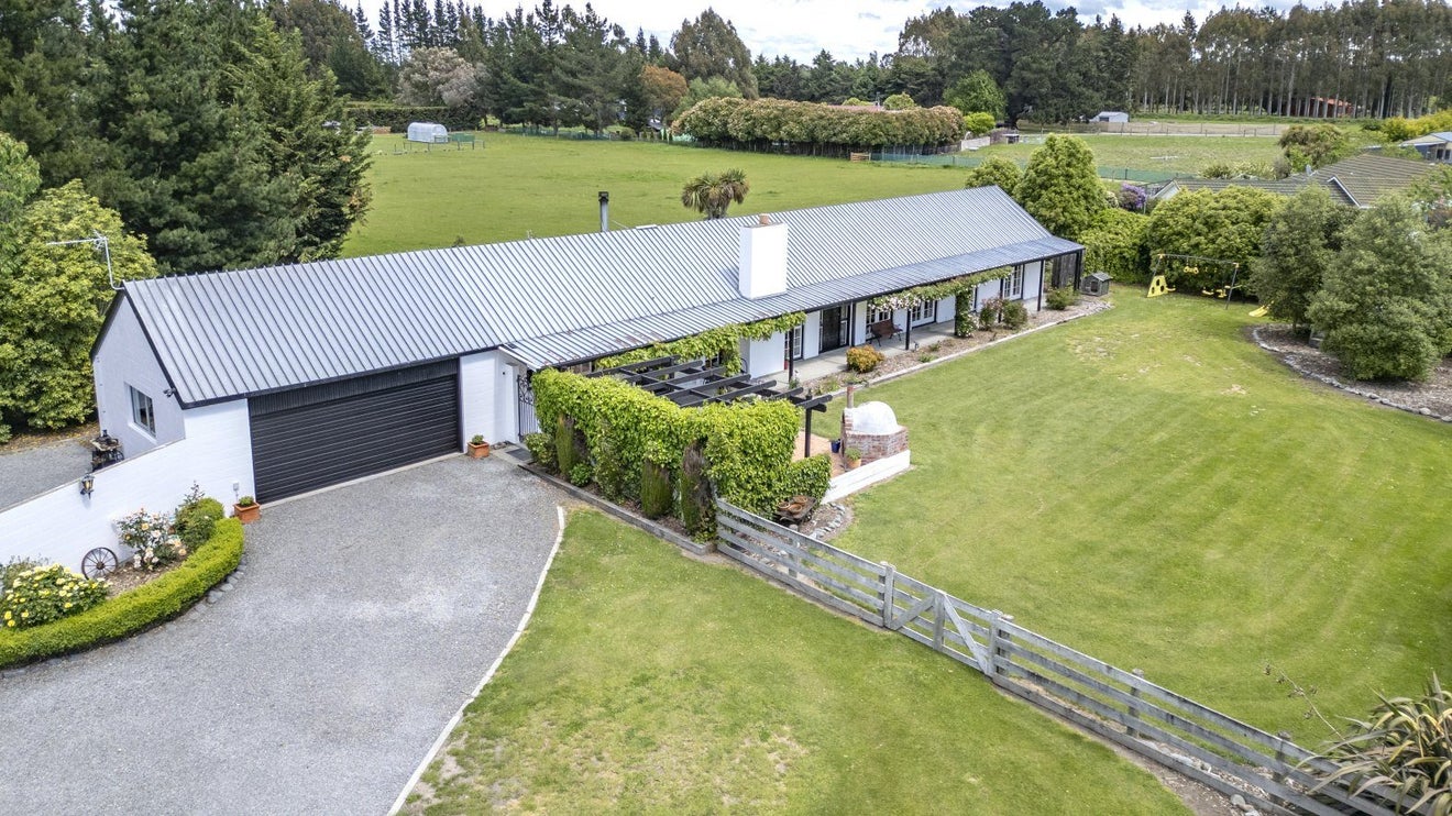 1461 North Eyre Road, West Eyreton, West Eyreton - Carousel 2