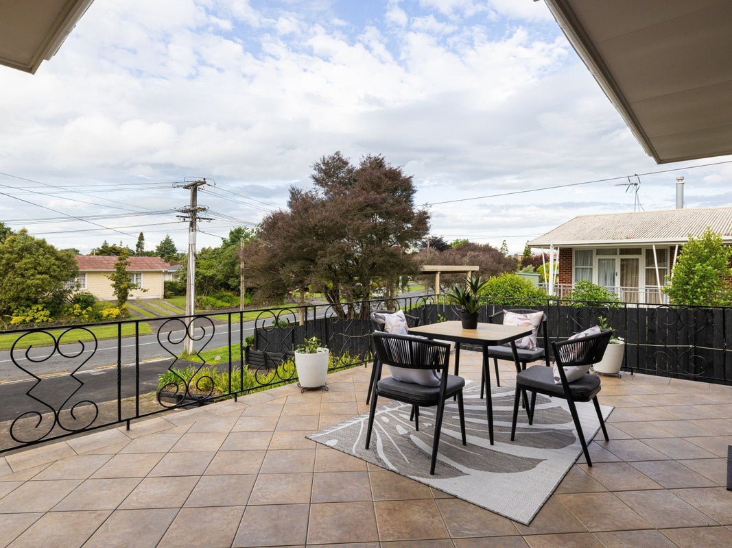 68 Mansel Avenue, Hillcrest, Hamilton - Carousel 2