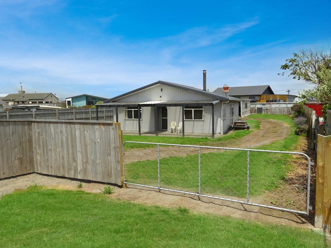 84 Seabury Avenue, Foxton Beach, Foxton - Carousel 20