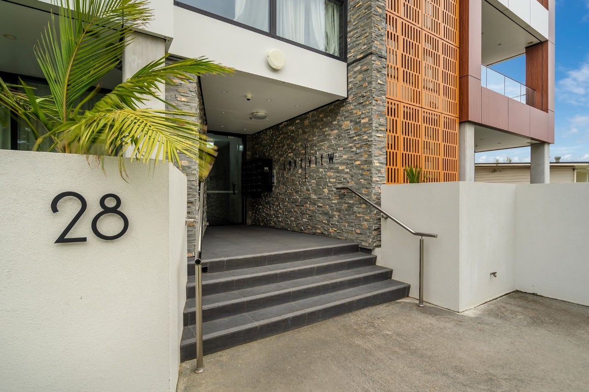 107/28 Killarney Street, Takapuna, Auckland - Carousel 1