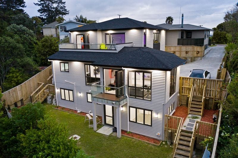276A Sturges Road, Henderson, Auckland - Carousel 1