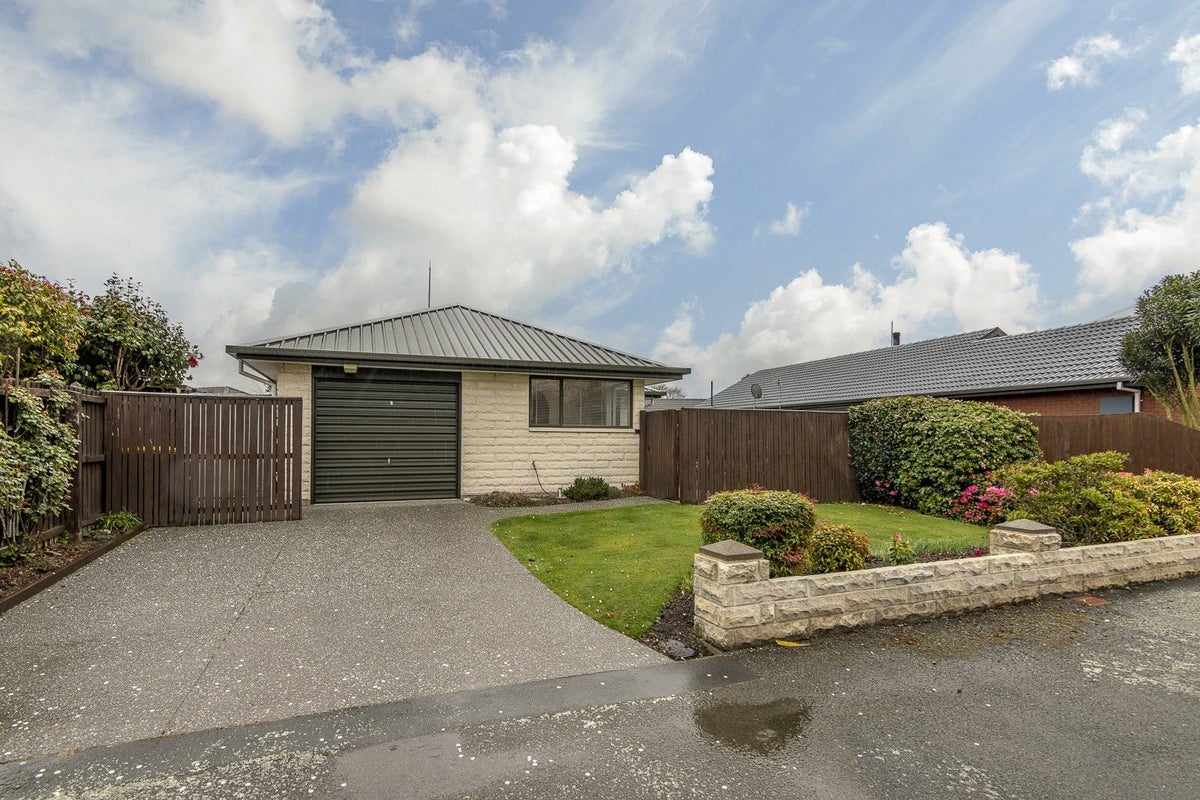 1/3 Glenleith Lane, Hei Hei, Christchurch - Carousel 2