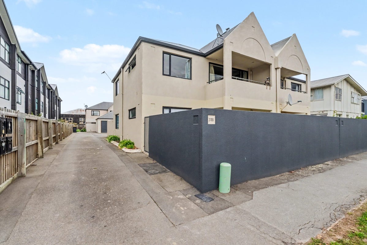 3/318 Hereford Street, Christchurch Central, Christchurch - Carousel 1