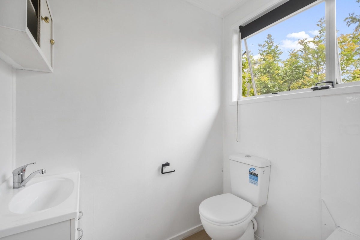 213 Jervois Road, Herne Bay, Auckland - Carousel 6