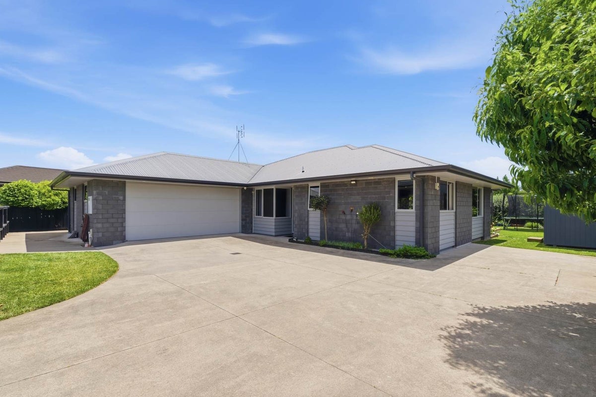 6 Gumtree Lane, Omokoroa, Omokoroa - Carousel 1