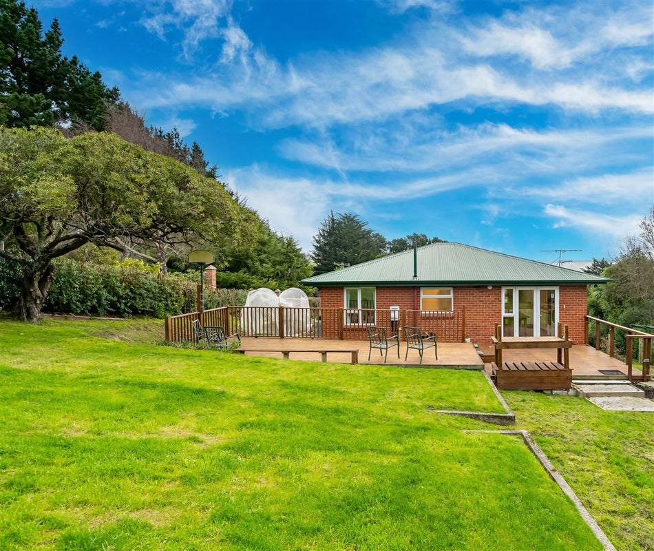 22 Owen Street, Green Island, Dunedin - Carousel 1
