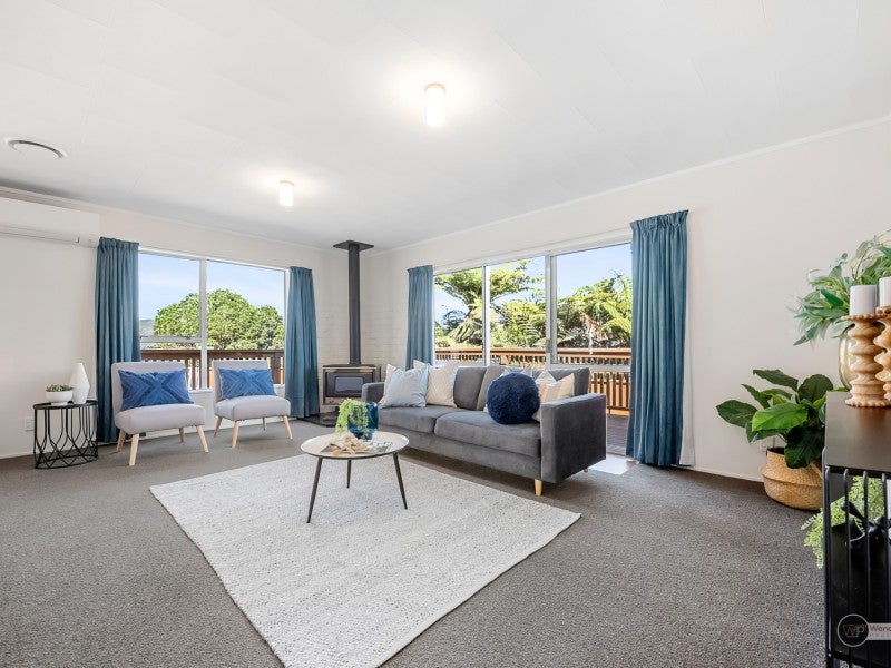 42B Lord Street, Stokes Valley, Lower Hutt - Carousel 2