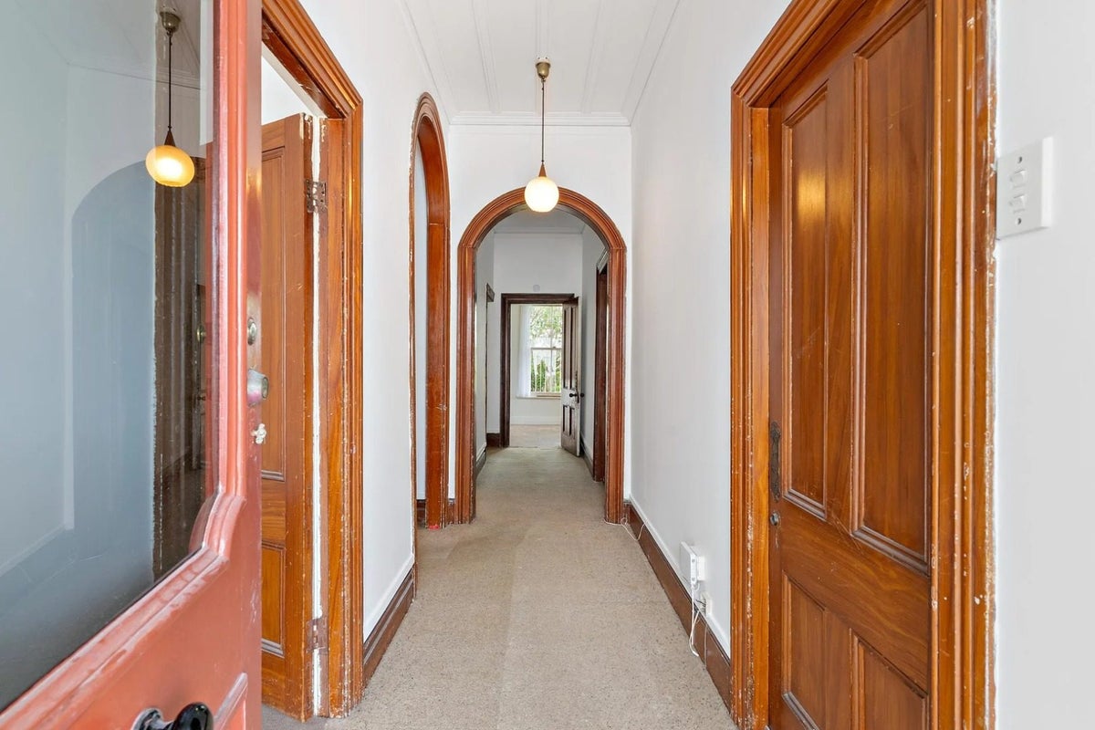22A Lloyd Avenue, Mount Albert, Auckland - Carousel 6