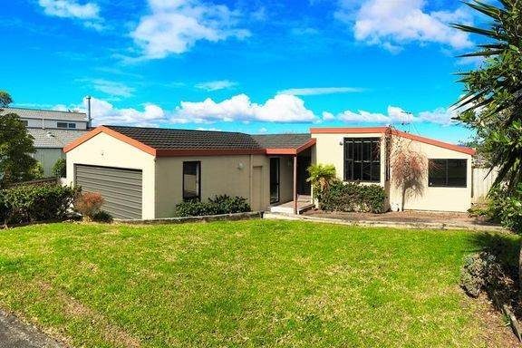 131 West Harbour Drive, West Harbour, Auckland - Carousel 1